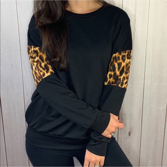 The Taylor Pullover- black and animal print top - Picture 5 of 9